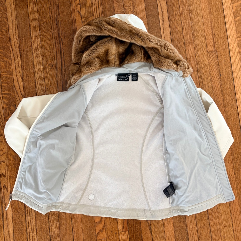 Marmot Furlong Jacket with Brown Faux Fur Hood - Picture 5 of 5